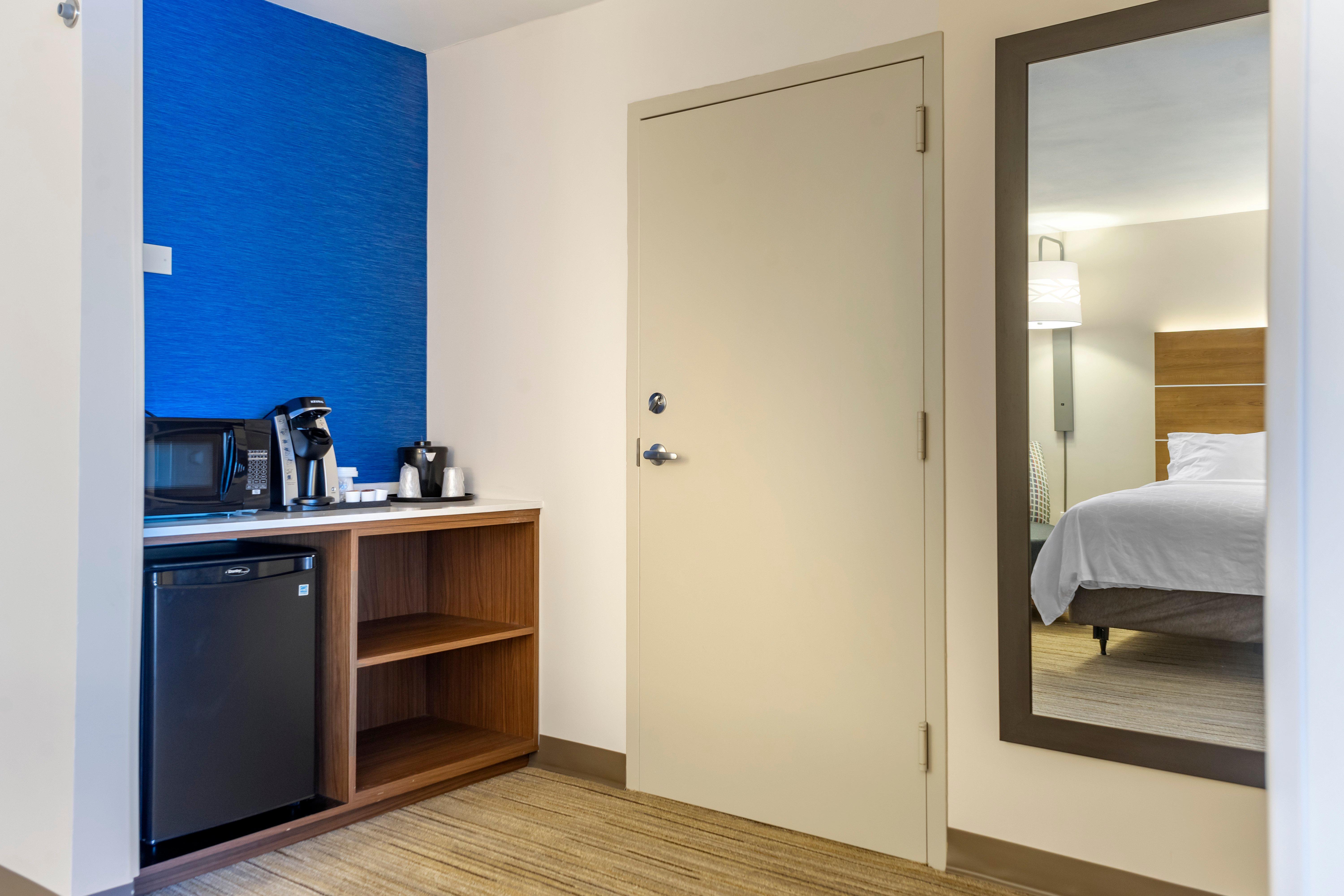 Holiday Inn Express Hotel & Suites Albuquerque Midtown By Ihg Bagian luar foto