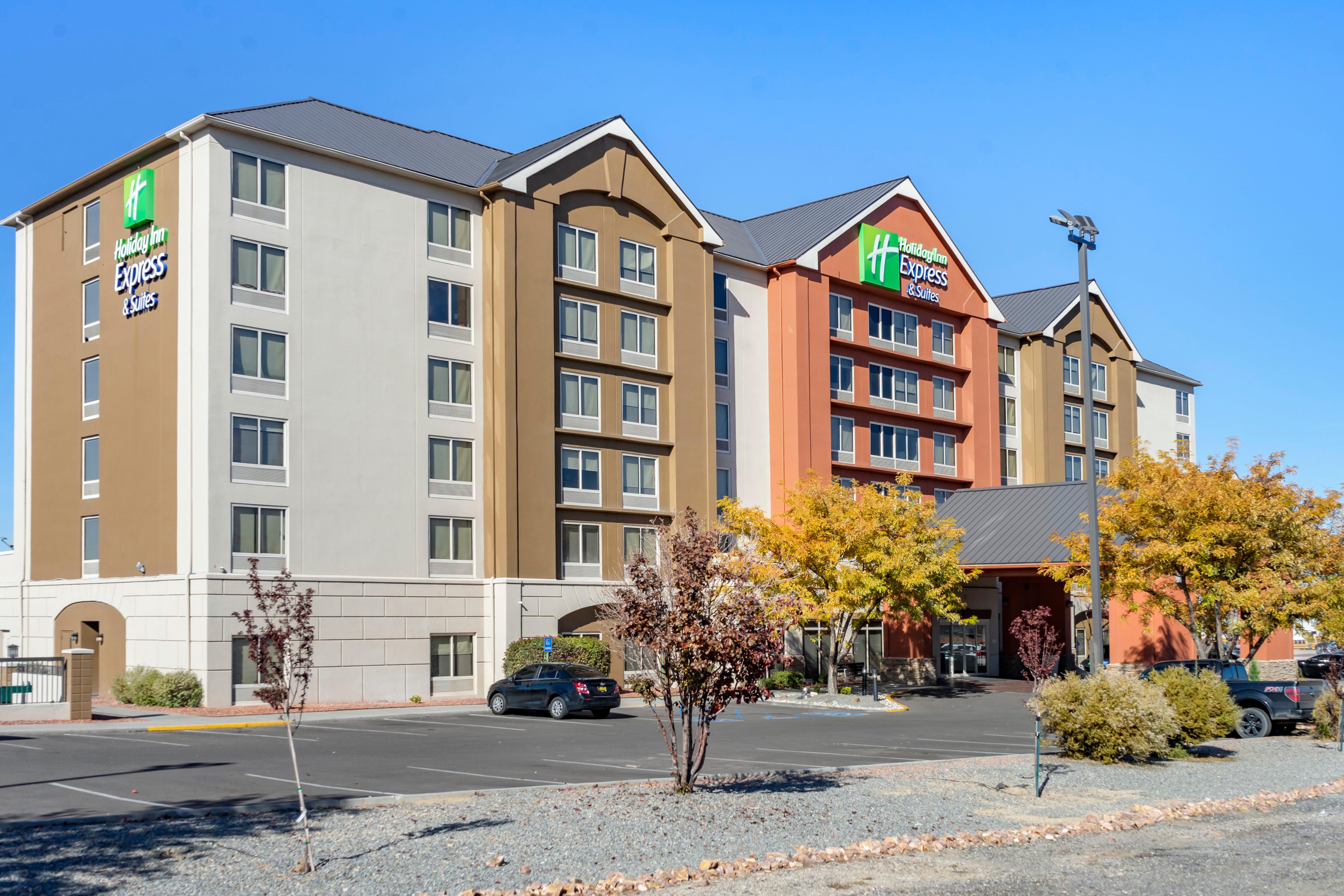 Holiday Inn Express Hotel & Suites Albuquerque Midtown By Ihg Bagian luar foto