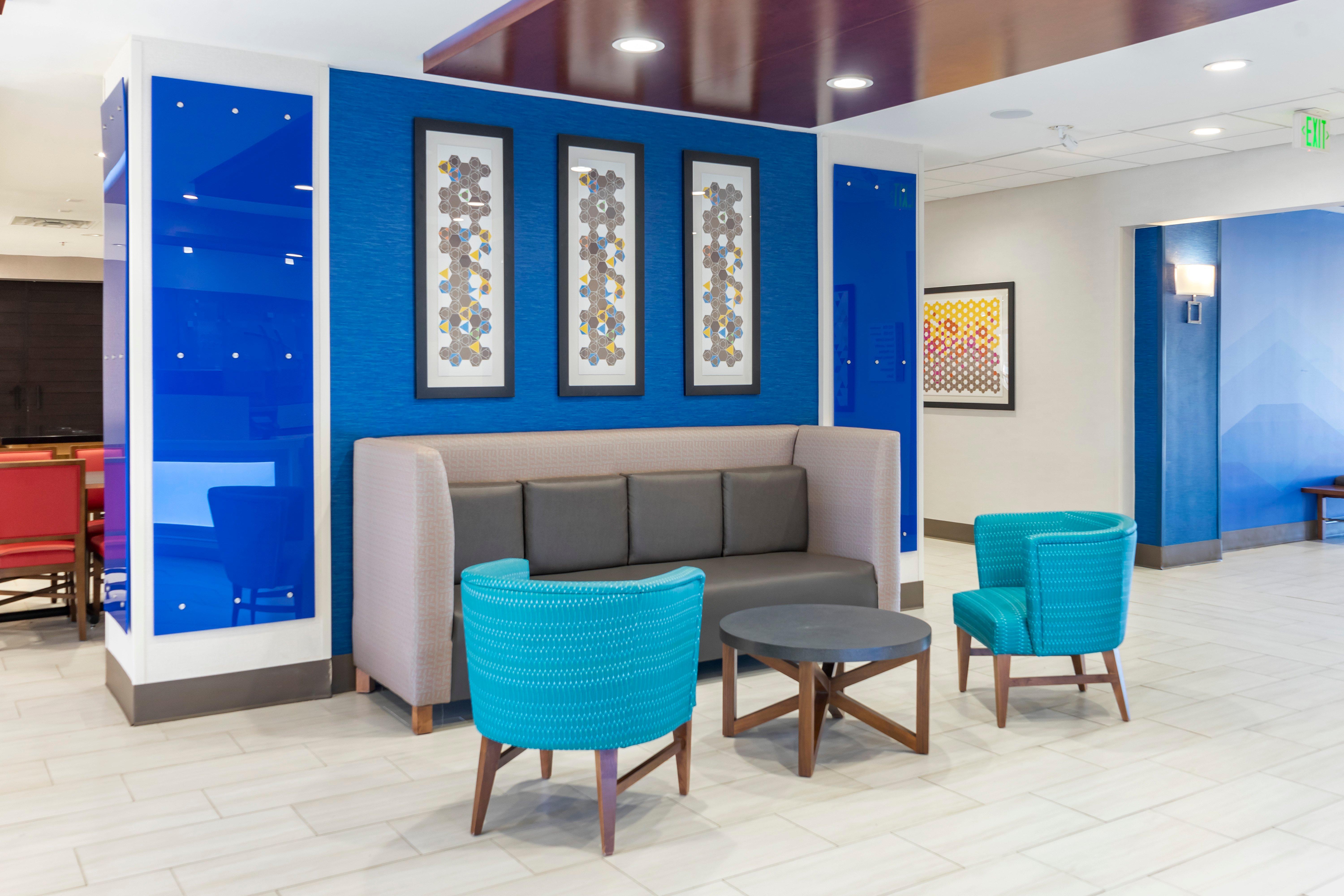 Holiday Inn Express Hotel & Suites Albuquerque Midtown By Ihg Bagian luar foto