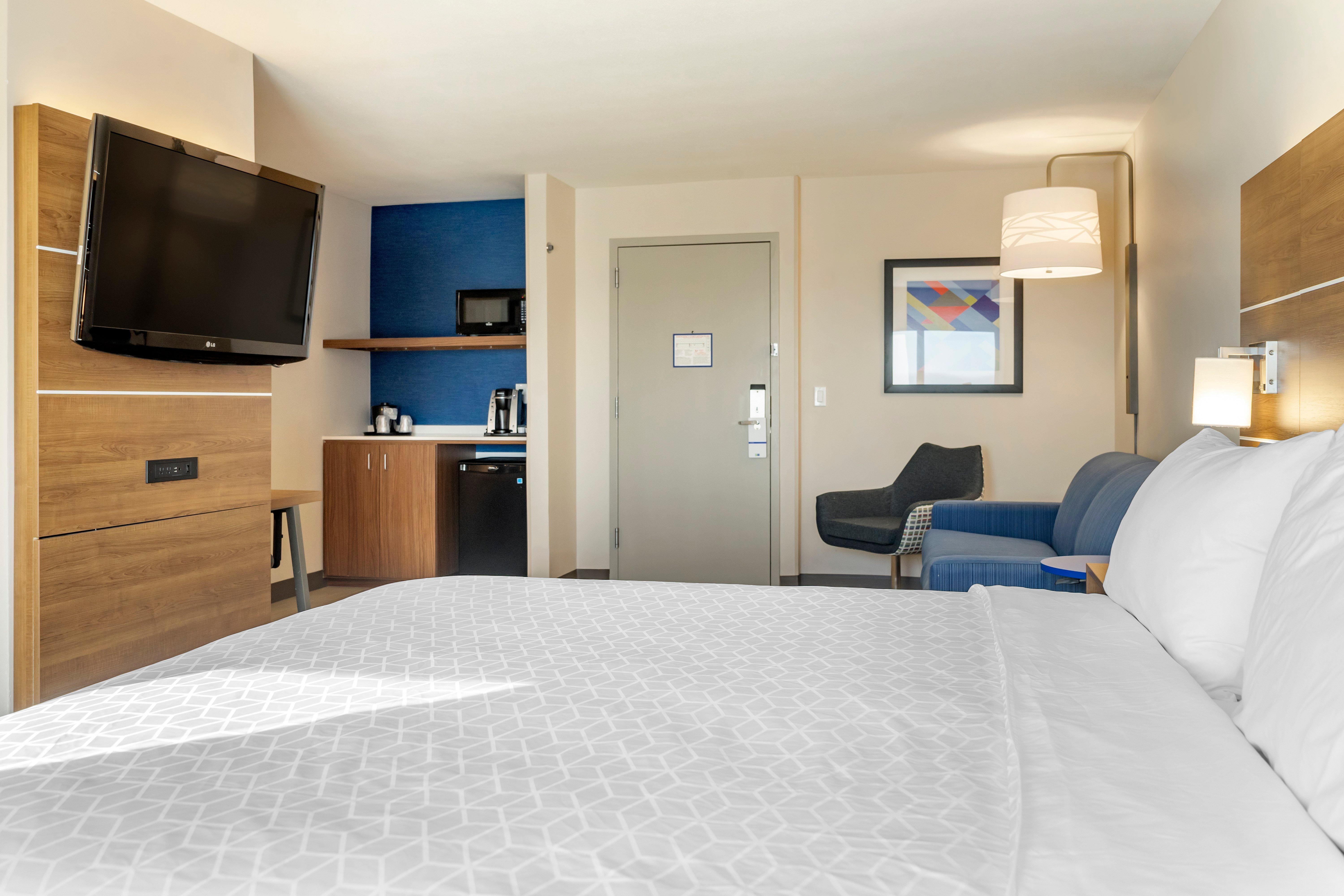Holiday Inn Express Hotel & Suites Albuquerque Midtown By Ihg Bagian luar foto
